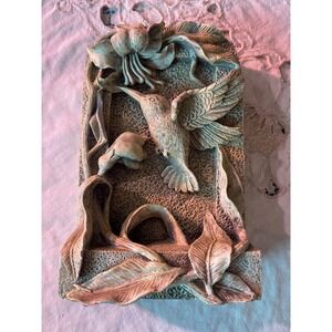 Vintage 1995 CBK Ltd Hummingbird Flower Wall Plaque Relief Sculpture Sage Green